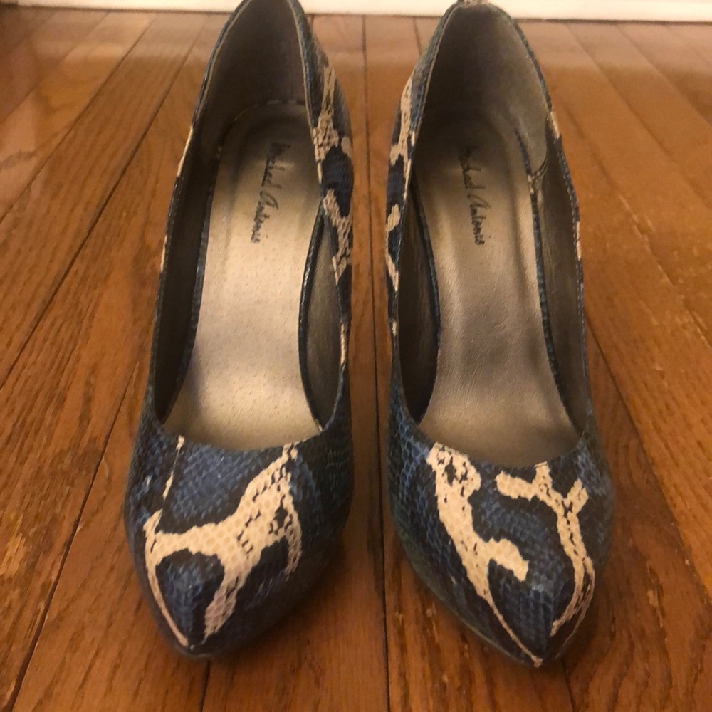 Michael Antonio Faux Snakeskin Pumps